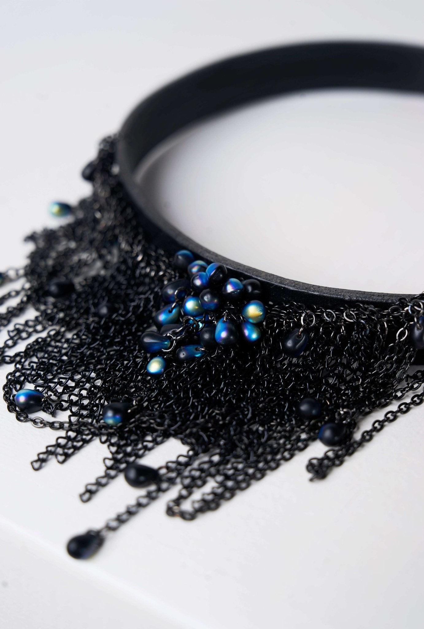 Dewdrops Leather Choker (Blue × Black)
