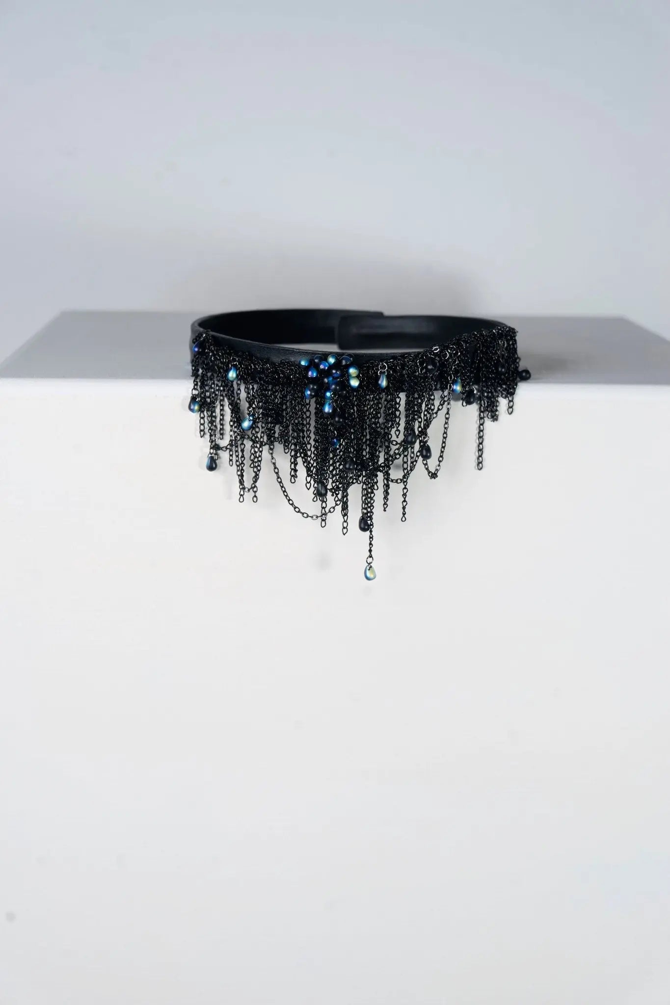 Dewdrops Leather Choker (Blue × Black)