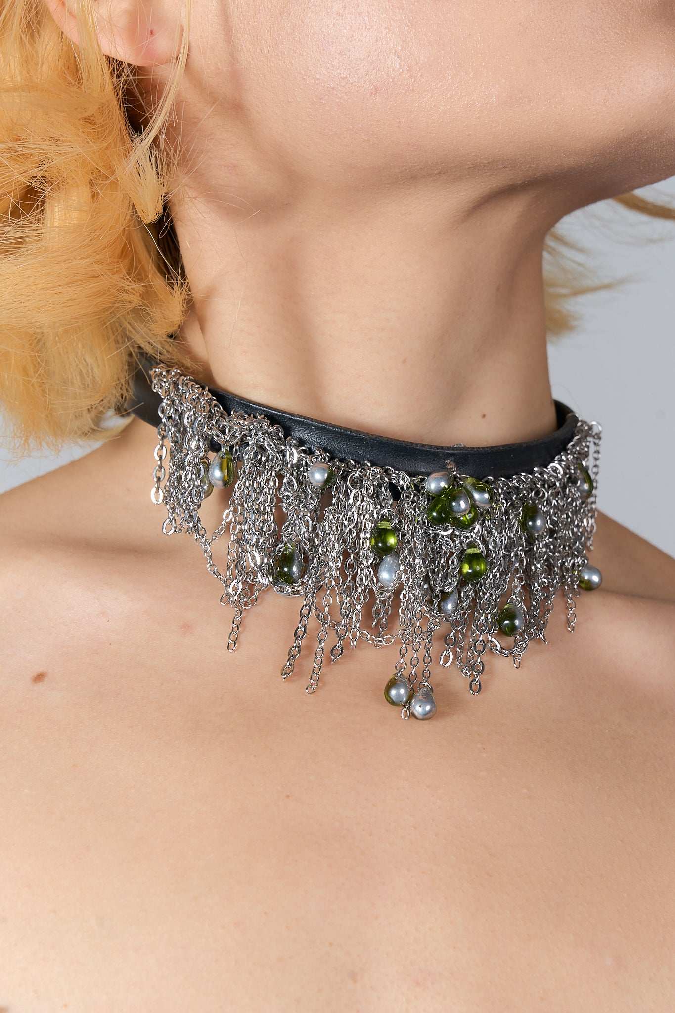 Dewdrops Leather Choker (Silver × Green)