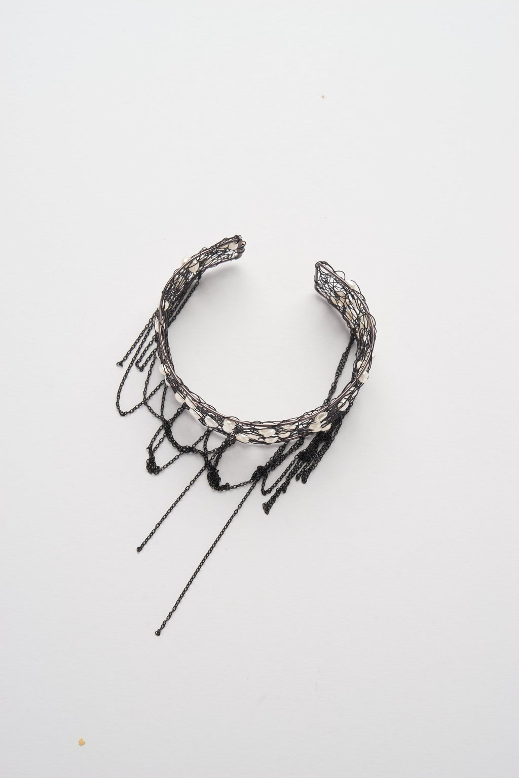 French Knit Pearl Mesh Cuff (Black × Gun-black × White)