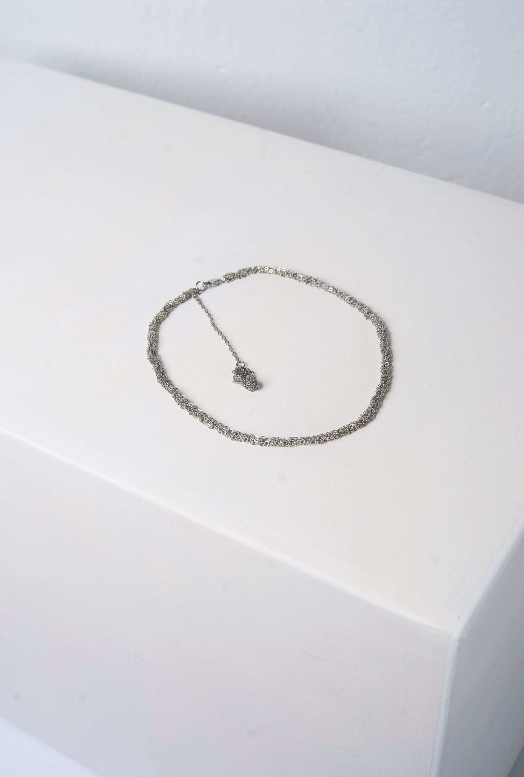 Metal Lace Necklace Silver