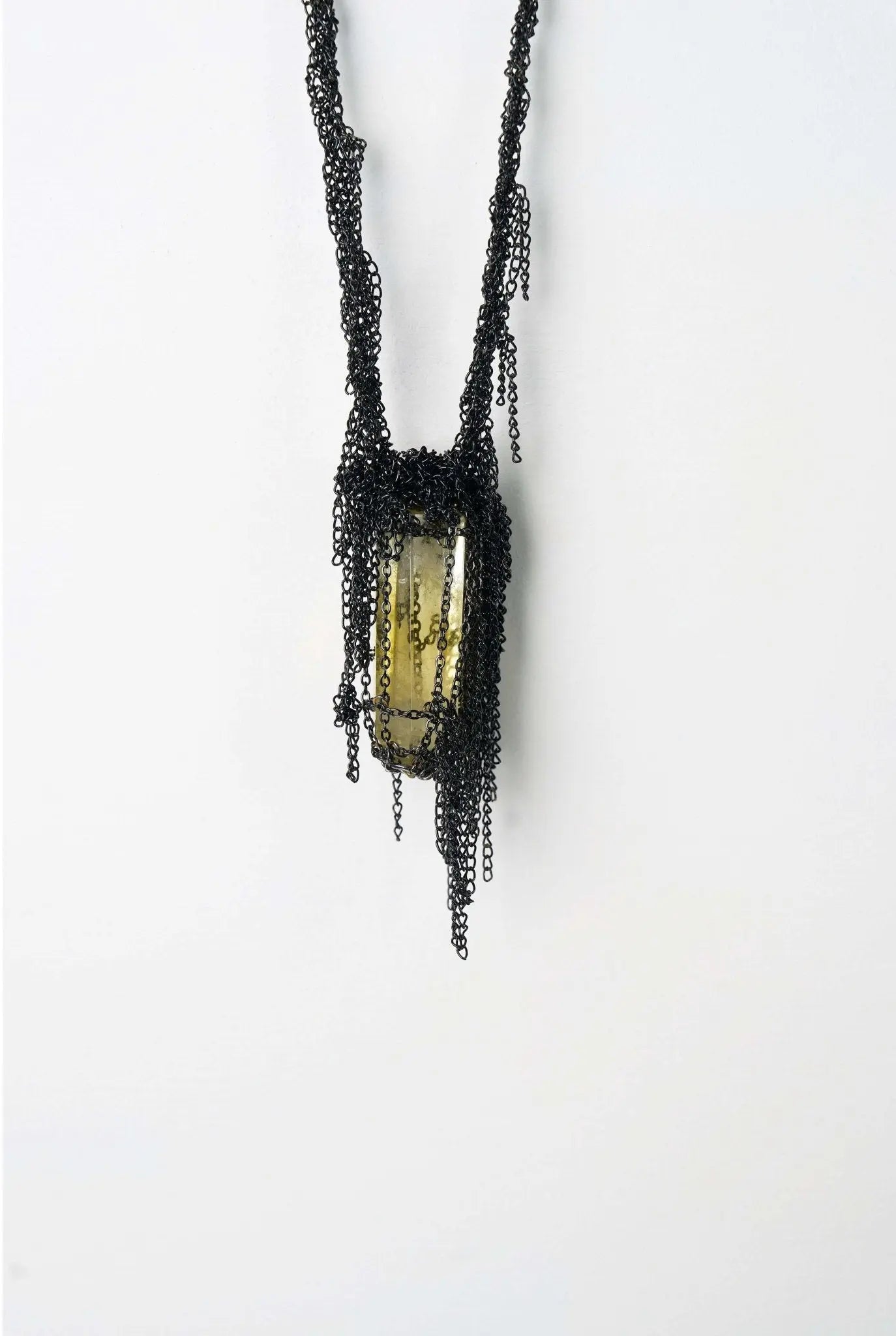 Metal Lace Necklace (Black × Citrine)