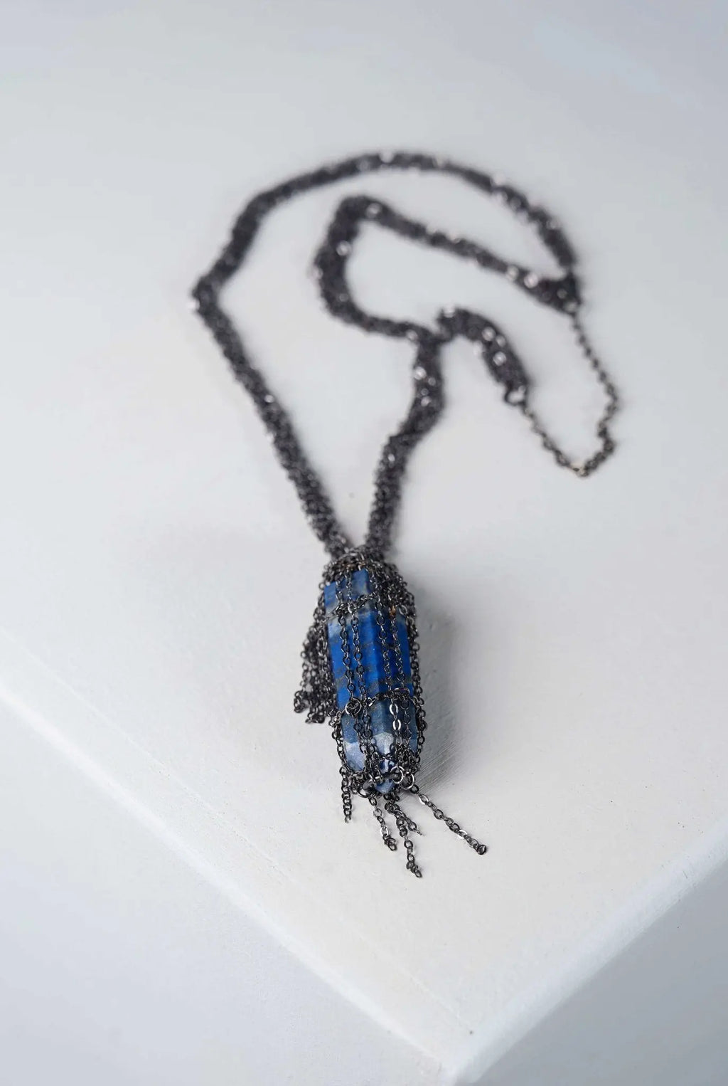 Metal Lace Necklace (Gun-black × Blue Stone)