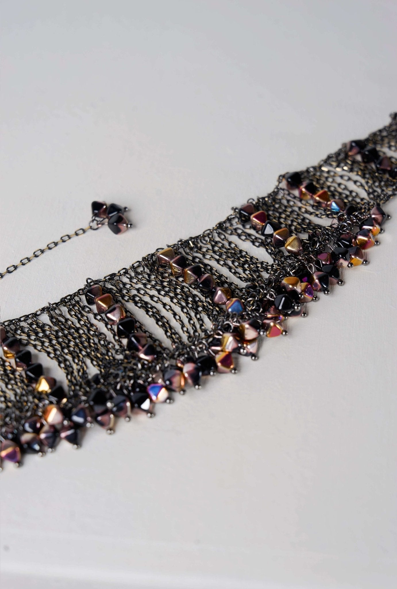 Pomegranate Choker (Golden × Black) - Machtvoll