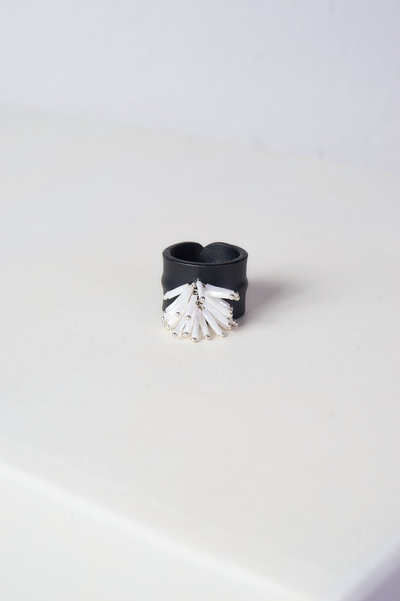 Urchins Leather Ring (White) - Machtvoll