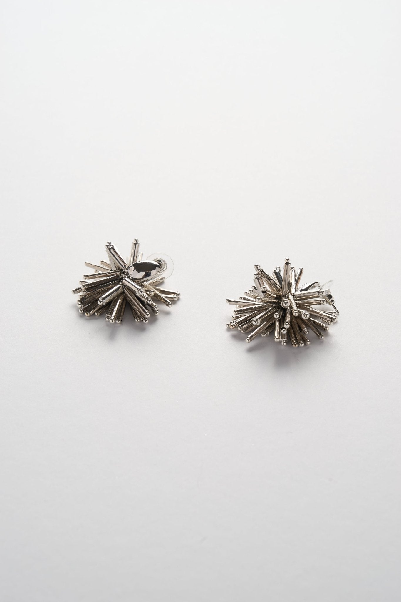 Urchins Short Earrings (Silver)
