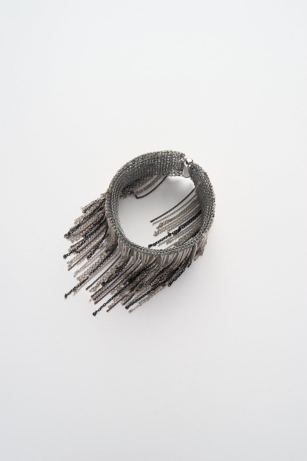 Wire Crochet Fringe Bracelet (Graphite Silver)