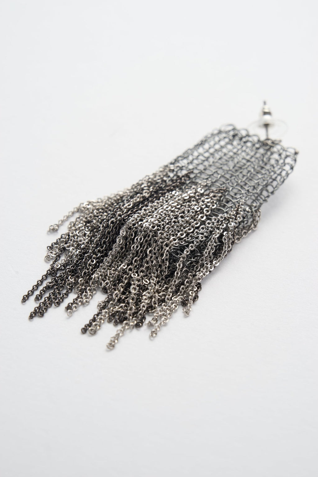 Wire Crochet Fringe Earrings (Graphite Silver) - Machtvoll