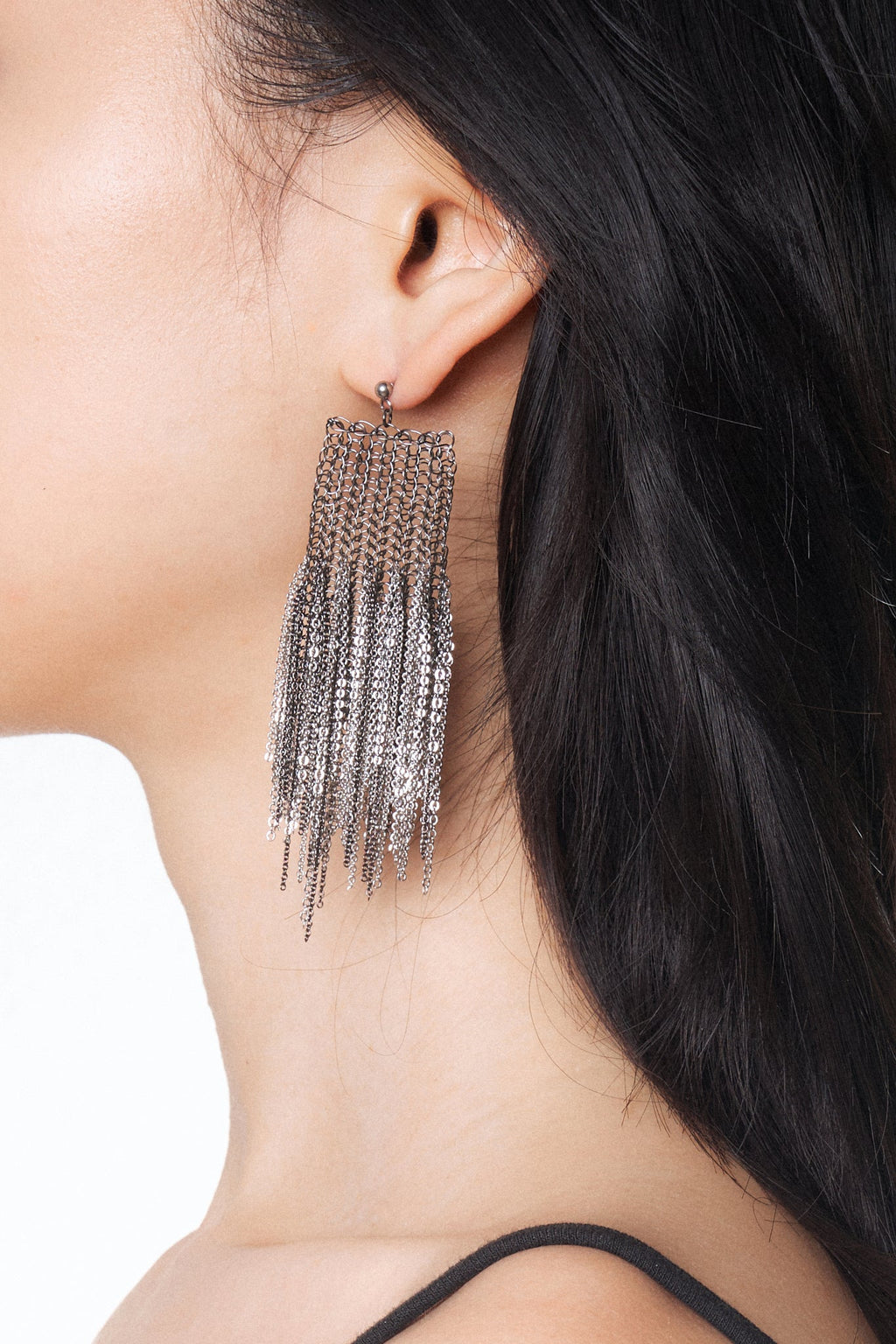 Wire Crochet Fringe Earrings (Graphite Silver) - Machtvoll