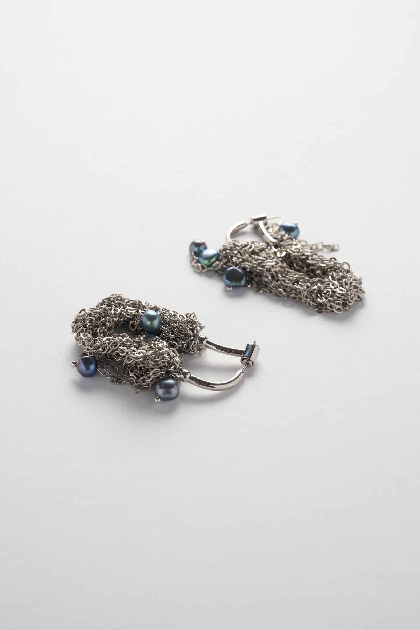 Woven Chain Earrings (Silver × Blue)