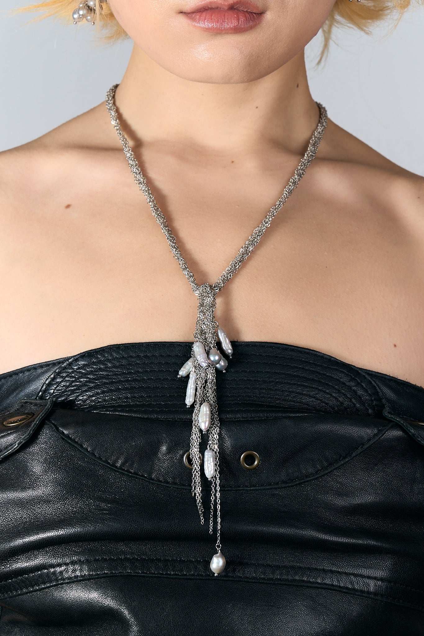 Woven Chain Pearl Necklace (Silver × White) - Machtvoll