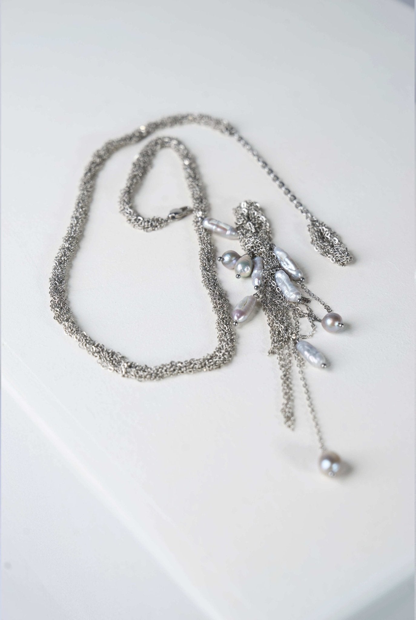 Woven Chain Pearl Necklace (Silver × White) - Machtvoll